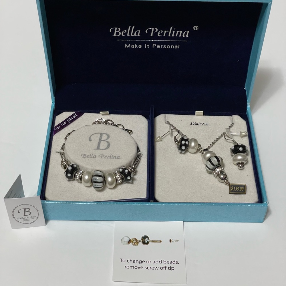 NWT Bella Perlina 3 Necklace, earrings and bracelet 3 piece set!